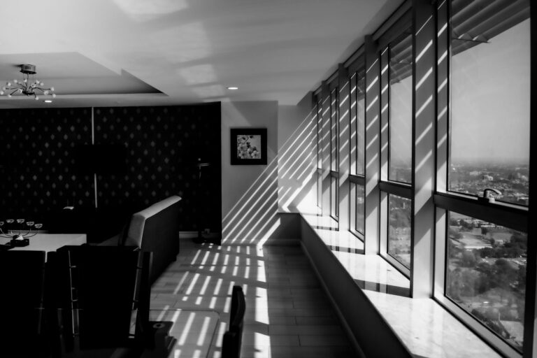 Optimale Menge Grillkohle für effizientes Holzkohlegrillen einfach dosieren