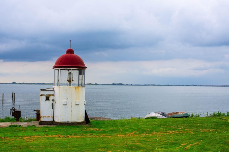 Vielfältiges Grillzubehör hochwertiger Marken für Profi BBQ Qualität und Sicherheit